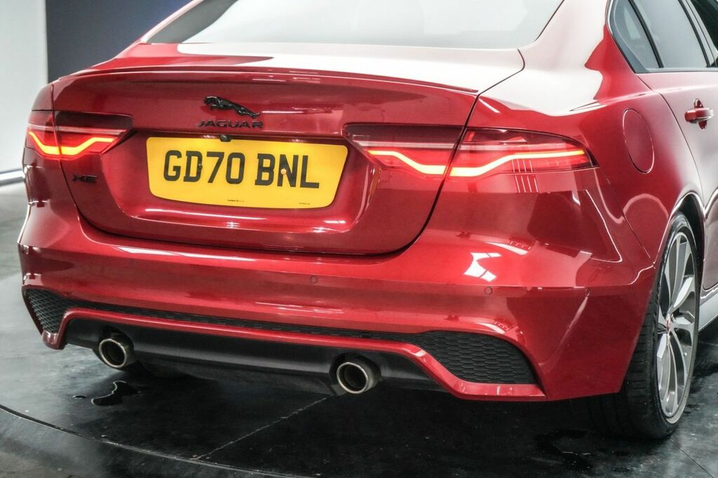 Jaguar XE 2.0D R-dynamic Se Grey #22