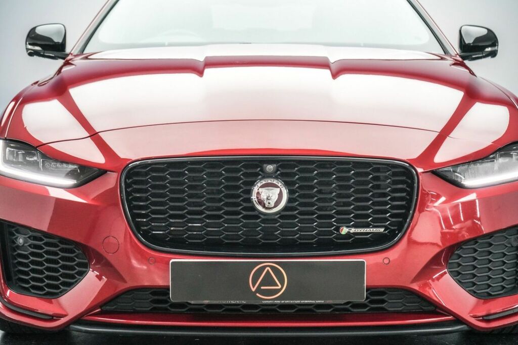 Jaguar XE 2.0D R-dynamic Se Grey #14