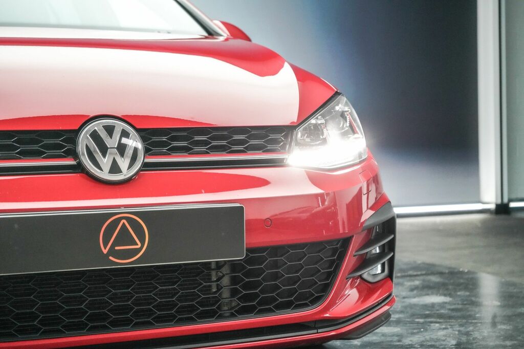 Volkswagen Golf 2019 2.0 Tsi Gti Performance Hatchback YW19EBA Red #4