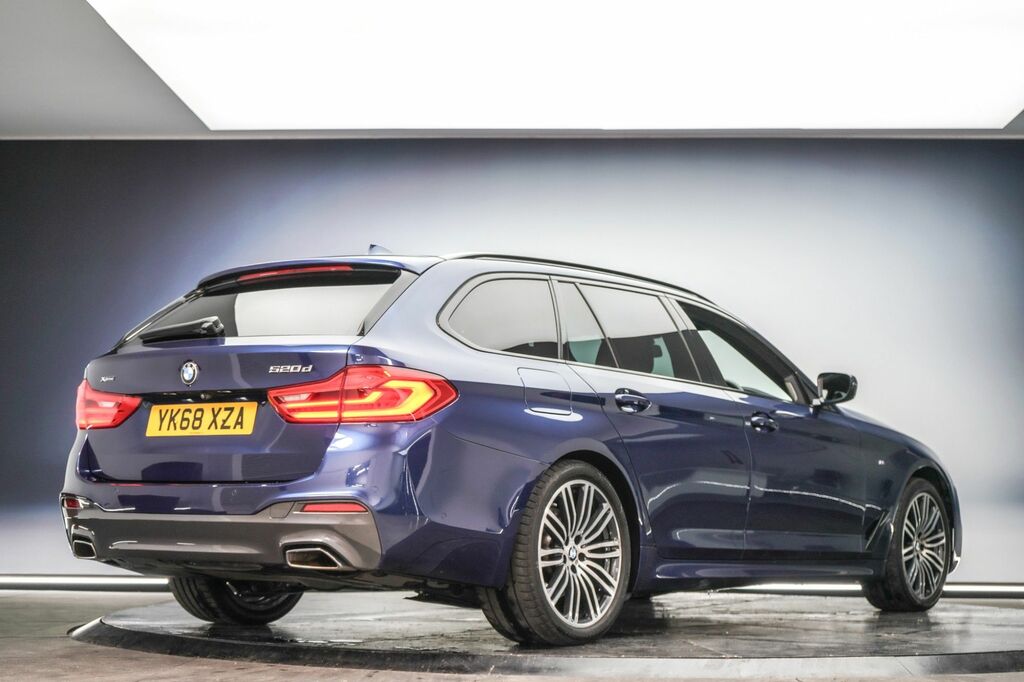BMW 5 Series 2018 2.0 520D M Sport Touring Xdri Blue #3