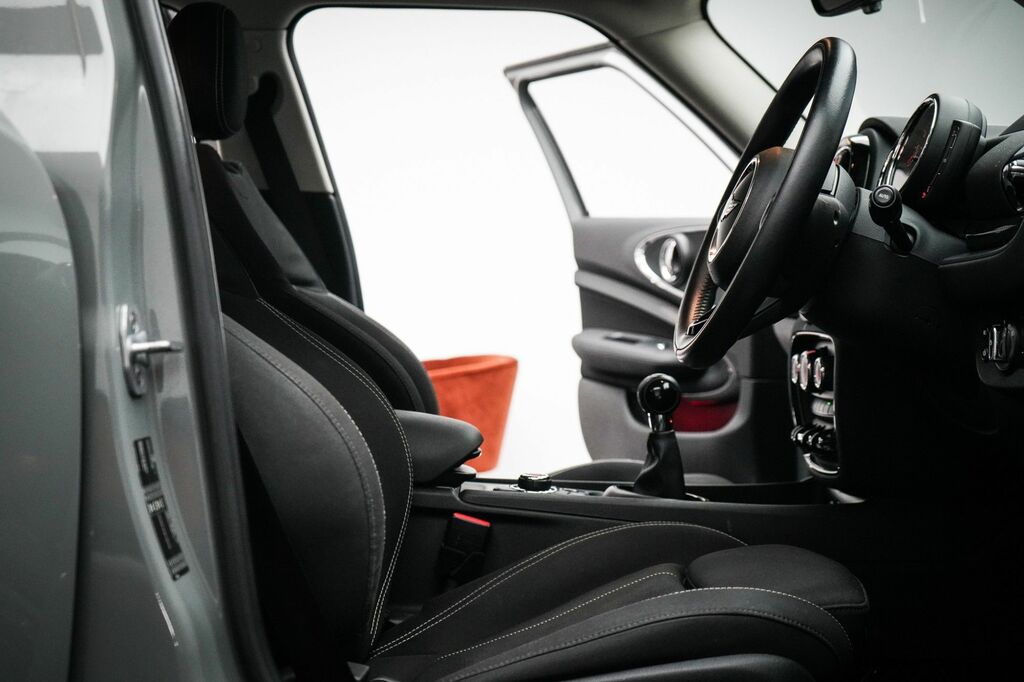 Mini Clubman Cooper White #30