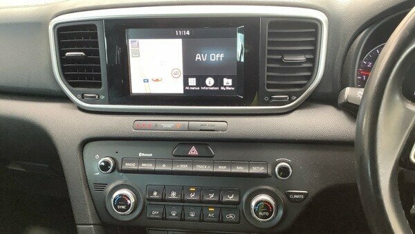 Kia Sportage 1.6L 2 BD68XPZ White #3