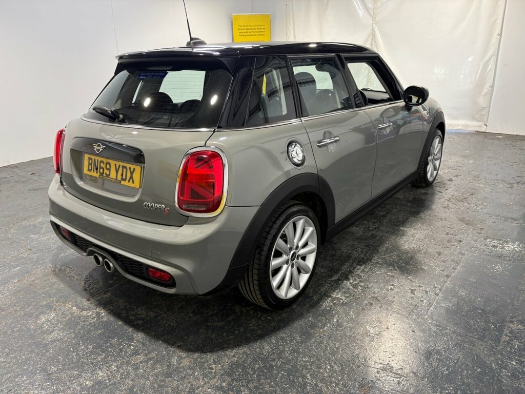 Mini Hatch 2L Cooper S Classic BN69YDX Grey #5