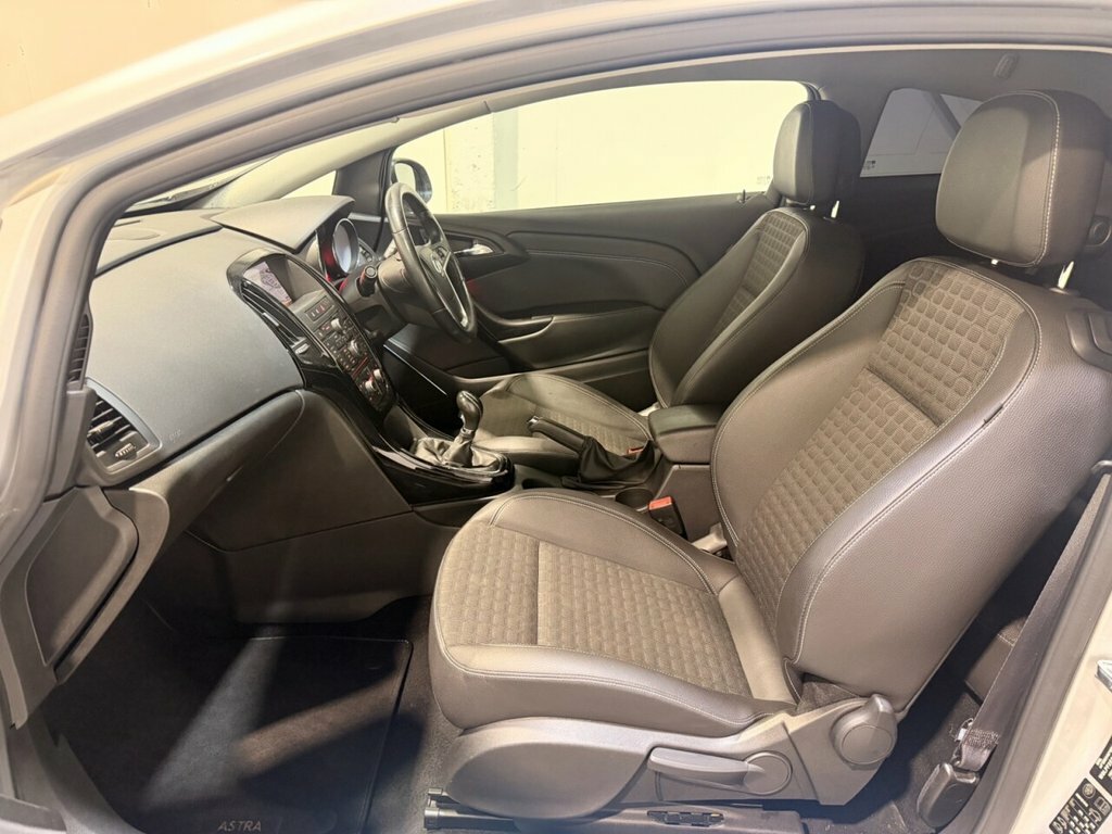 Vauxhall Astra GTC Gtc Black #29