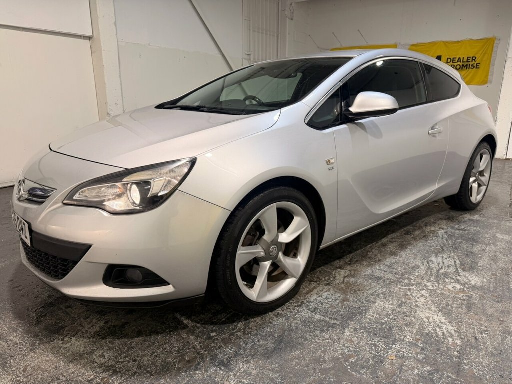 Vauxhall Astra GTC Gtc Black #40