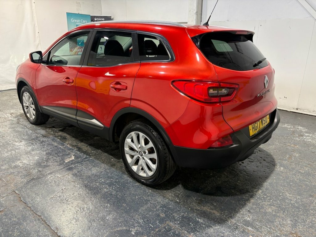 Renault Kadjar 1.2L Dynamique Nav Red #3