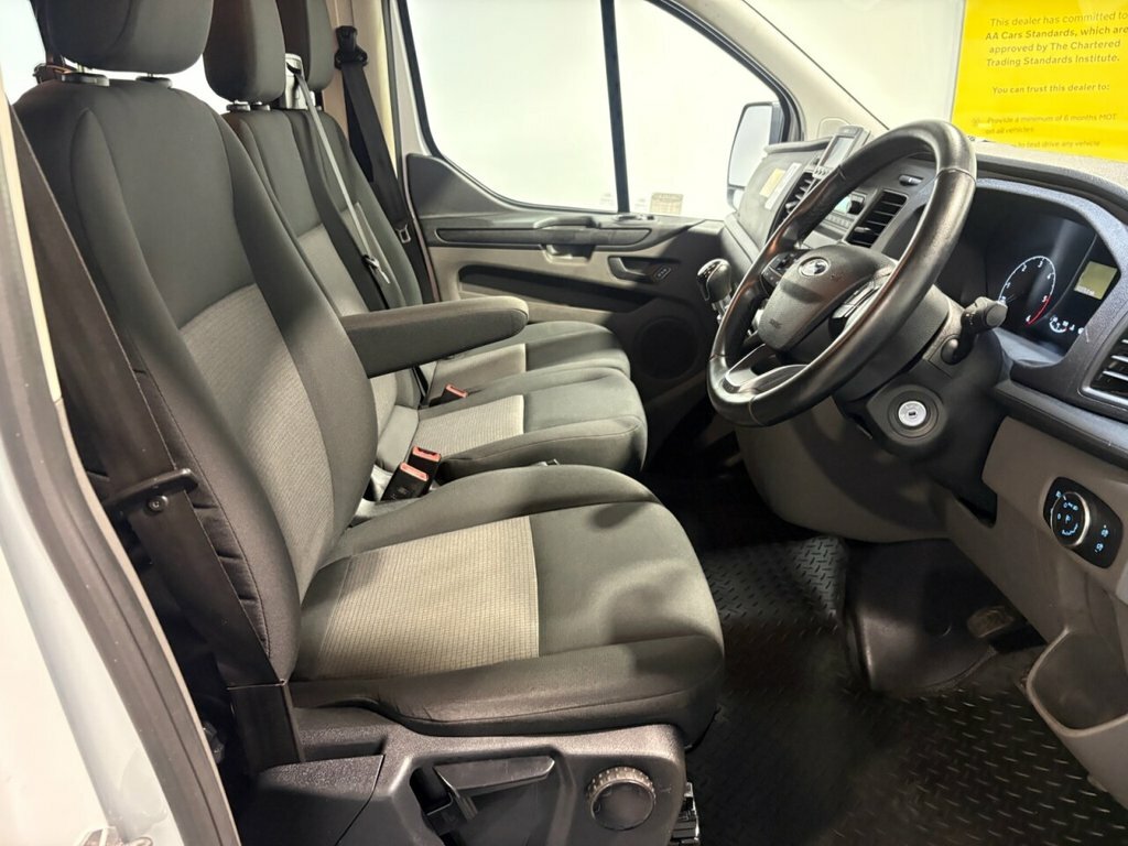 Ford Transit Custom 2L Null YR68SGY White #3