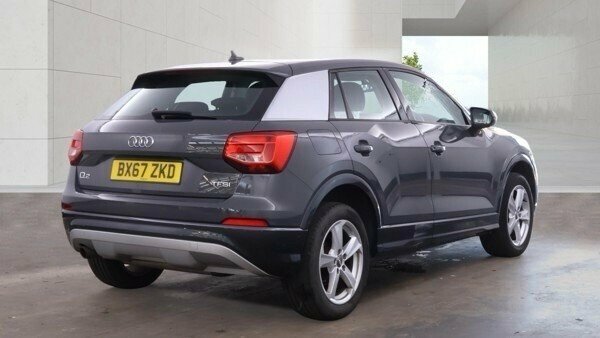 Audi Q2 1L Se Black #11