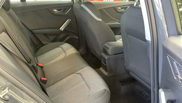 Audi Q2 1L Sport Grey #4