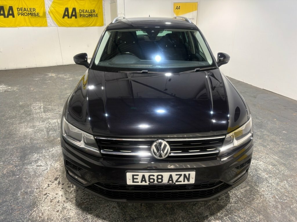 Volkswagen Tiguan 2L Se Navigation EA68AZN Black #5