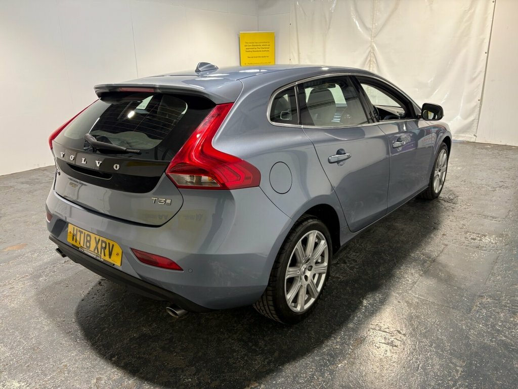 Volvo V40 2L Inscription Blue #5