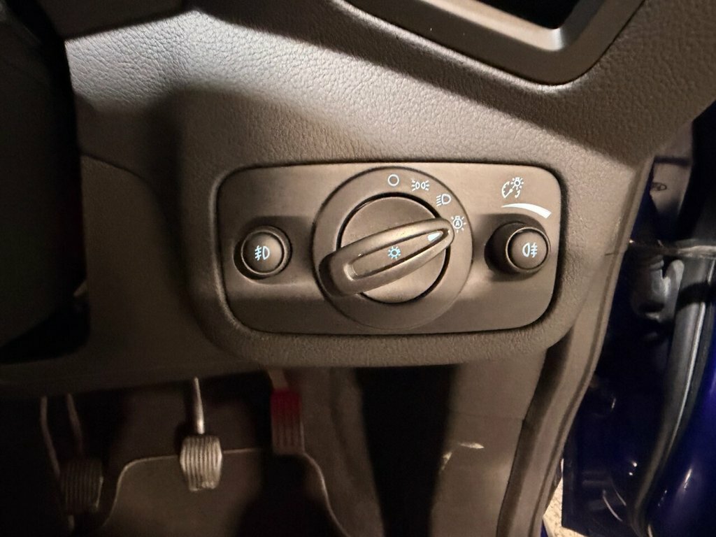 Ford C-Max 1.0T Ecoboost Zetec Euro 6 Ss Red #18