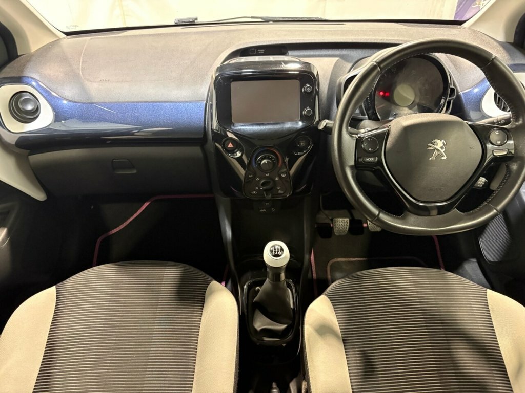 Peugeot 108 1.2L Collection White #6