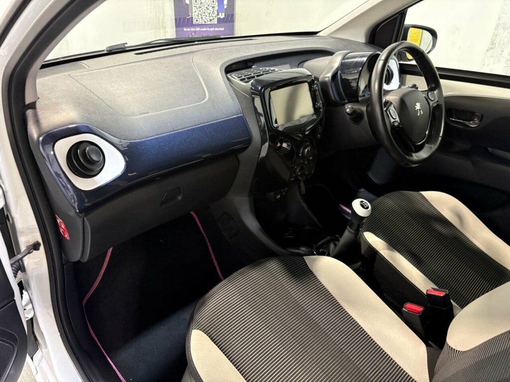 Peugeot 108 1.2L Collection White #5