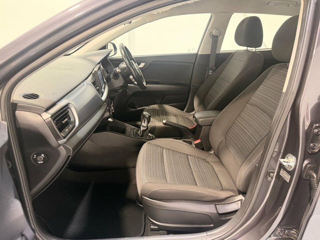 Kia Stonic 1.6L 2 Grey #6
