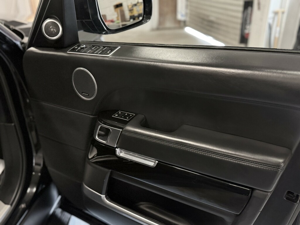 Land Rover Range Rover Range Rover V8 Black #21
