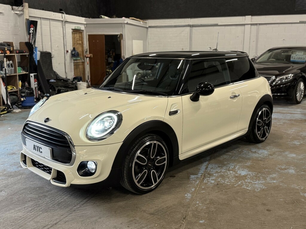 Mini Hatch Hatchback 1.5 Cooper 3-Door Hatch 2018 LGZ1775 White #3