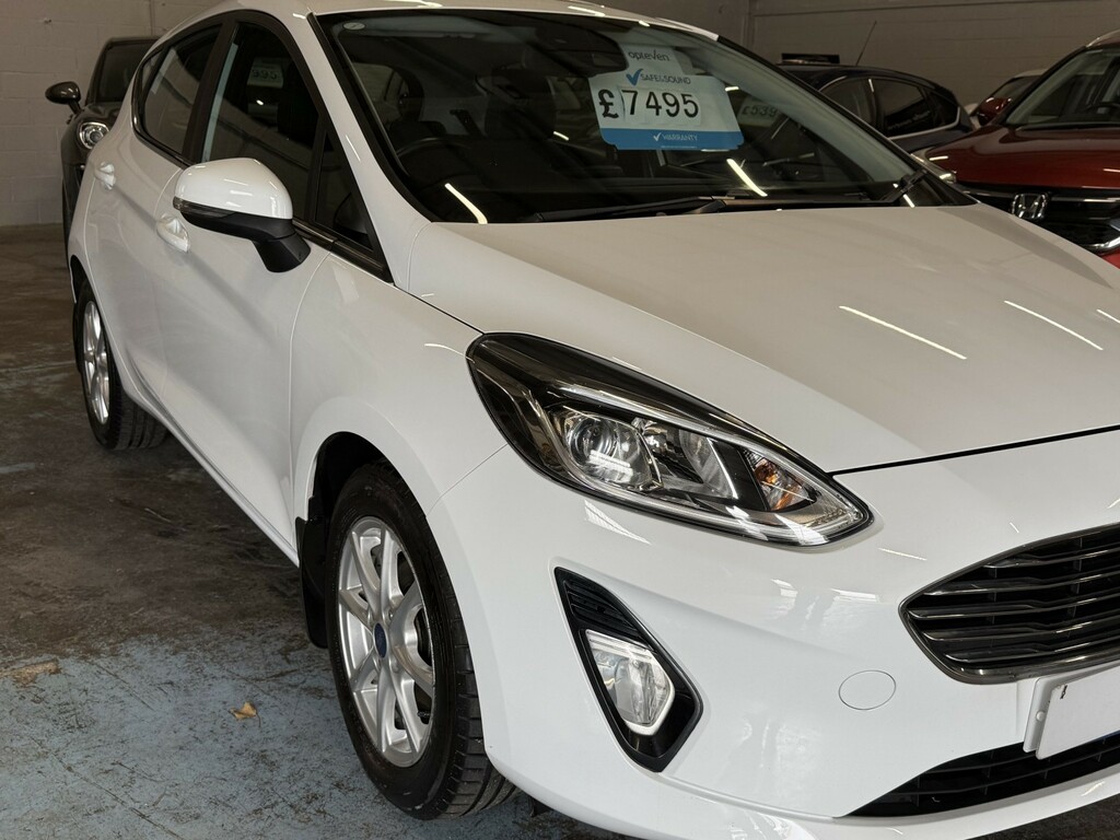 Ford Fiesta Hatchback 1.1 Ti-vct Zetec 2018 IGZ9262 White #4