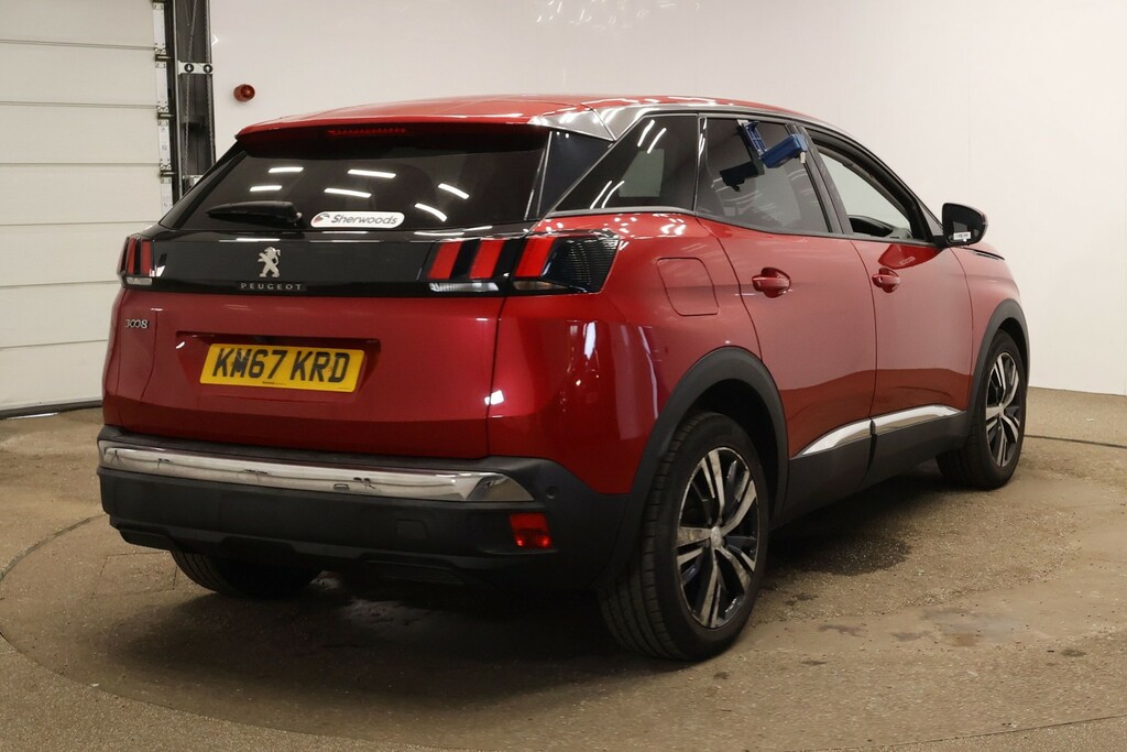 Peugeot 3008 1.6 Bluehdi Allure Red #2