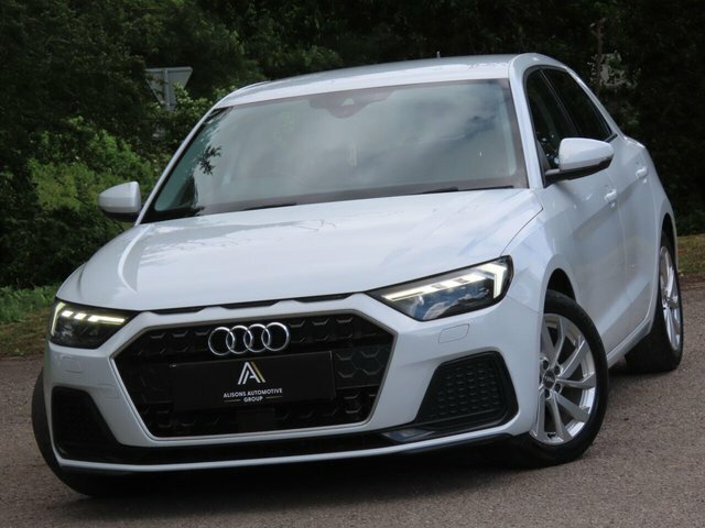 Audi A1 Automatic CE69XZJ White #2
