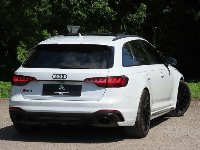 Audi RS4 Avant Automatic Black #4