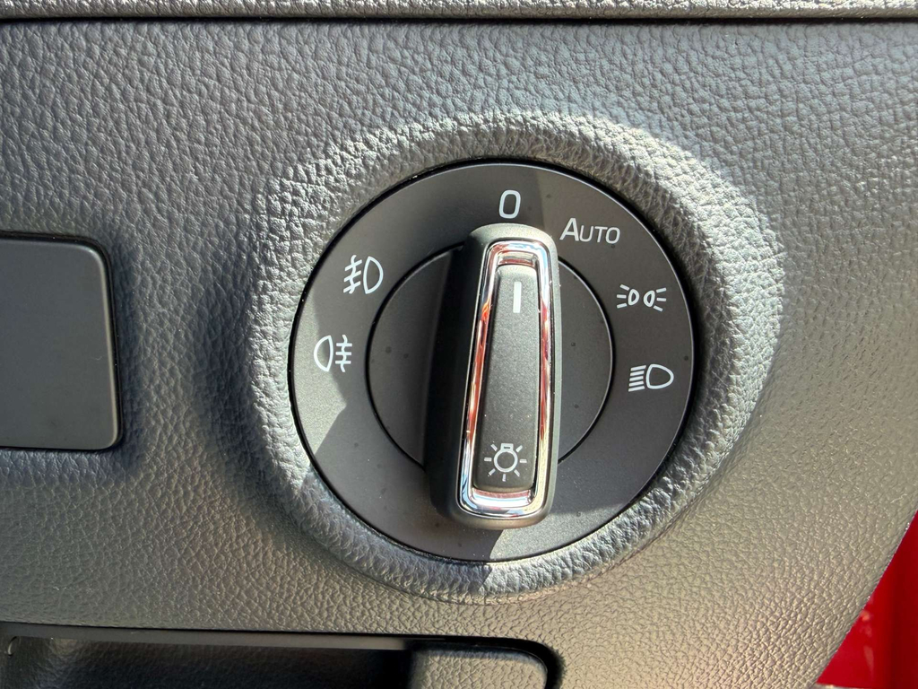 Skoda Superb 2.0 Se Technology Tdi Dsg 148 Bhp Silver #19