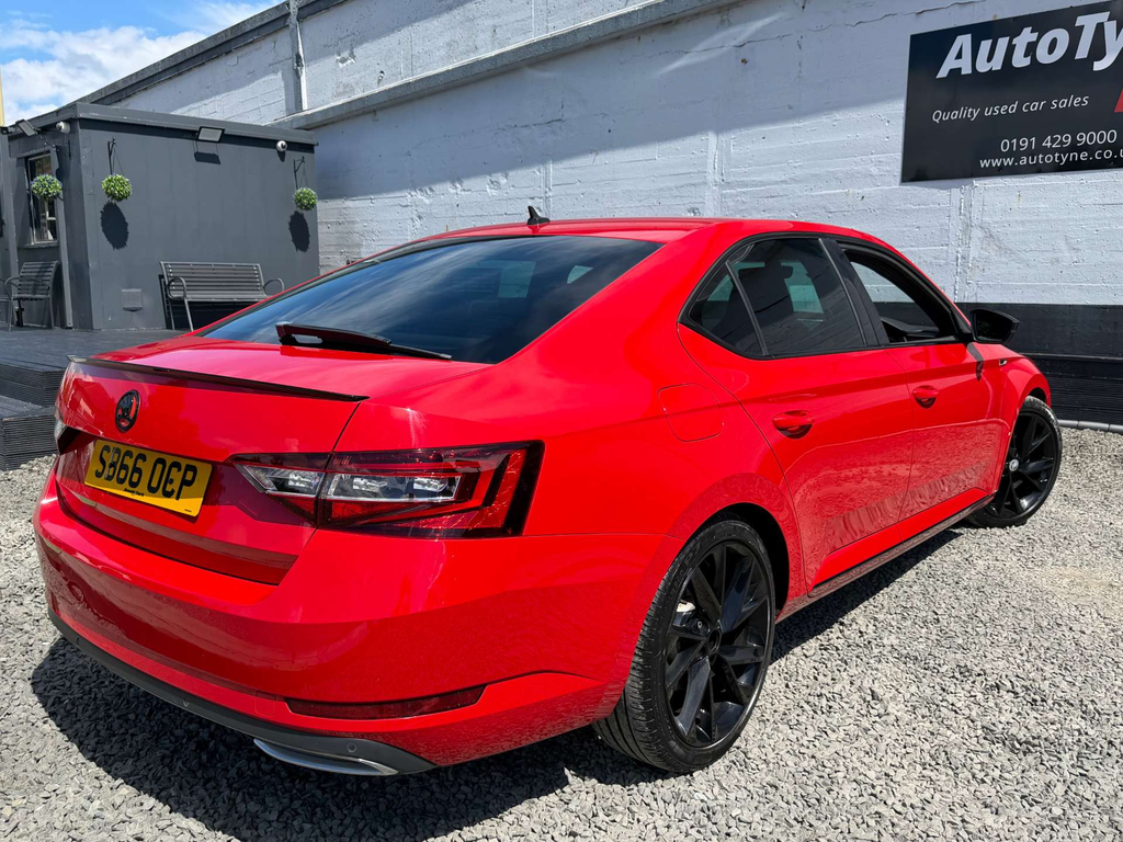 Skoda Superb 2.0 Se Technology Tdi Dsg 148 Bhp Silver #9