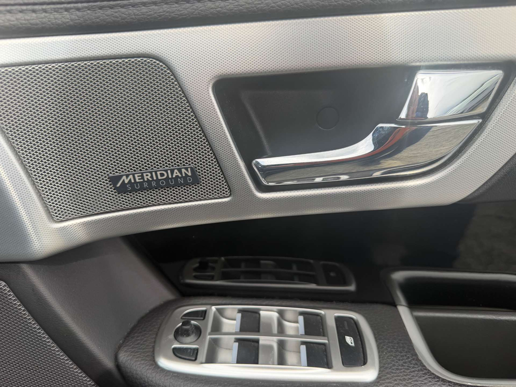Jaguar XF 2.2 D Luxury White #19