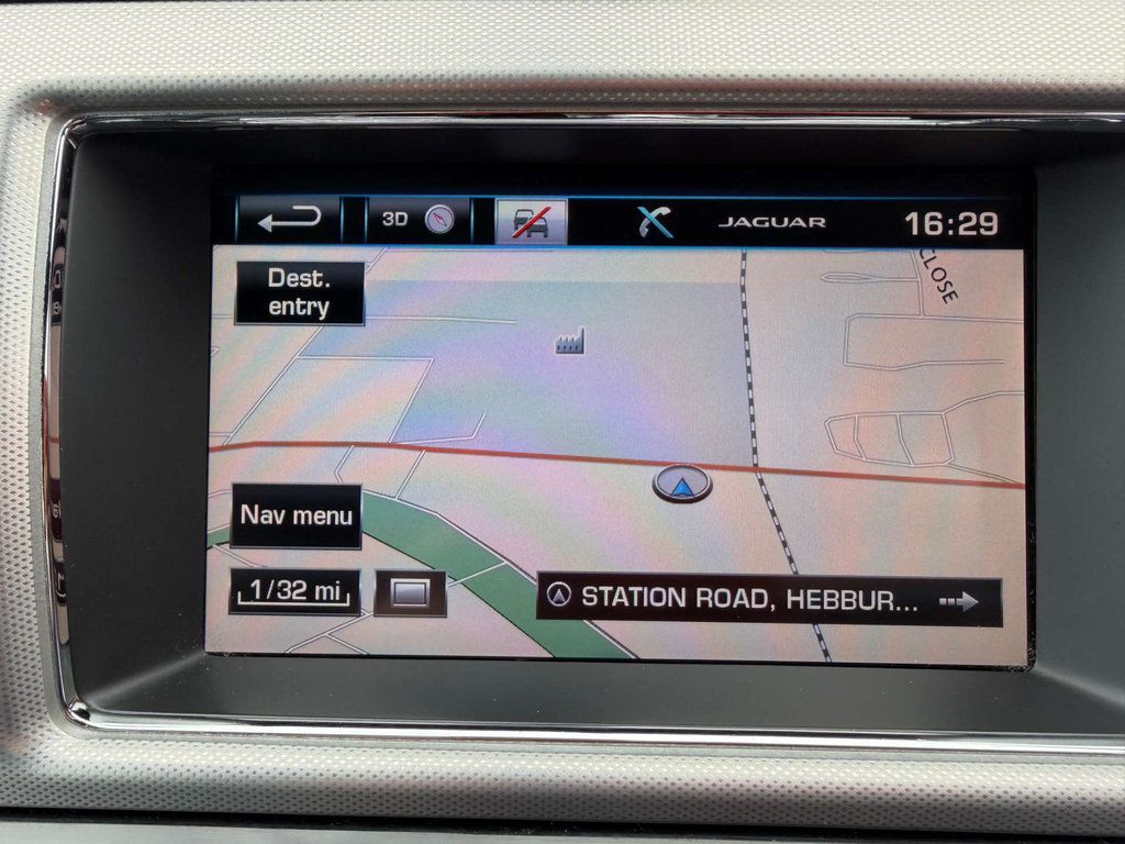 Jaguar XF 2.2 D Luxury White #25