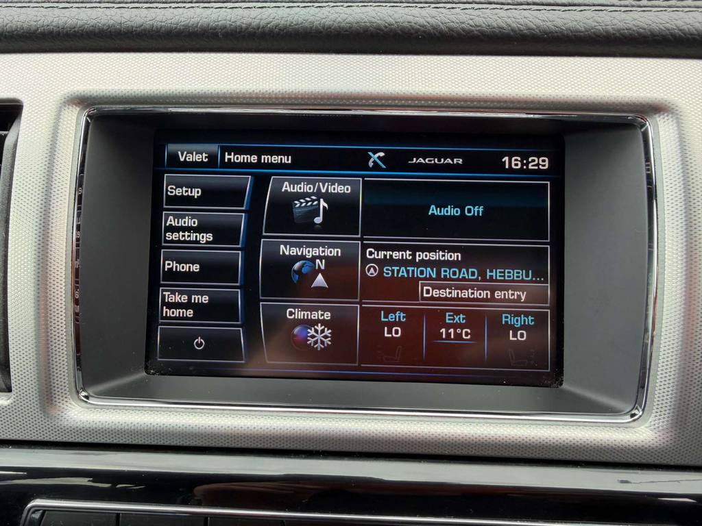 Jaguar XF 2.2 D Luxury White #26