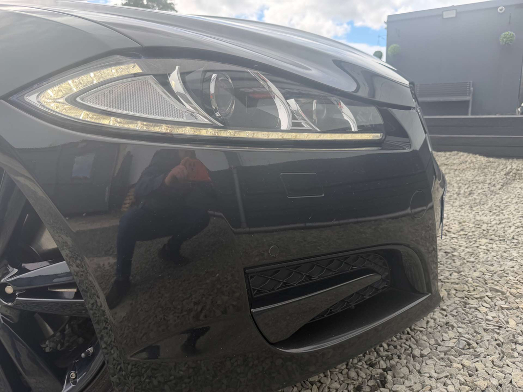 Jaguar XF 2.2 D Luxury White #14