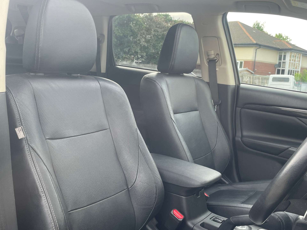 Mitsubishi Outlander Gx4h Grey #15