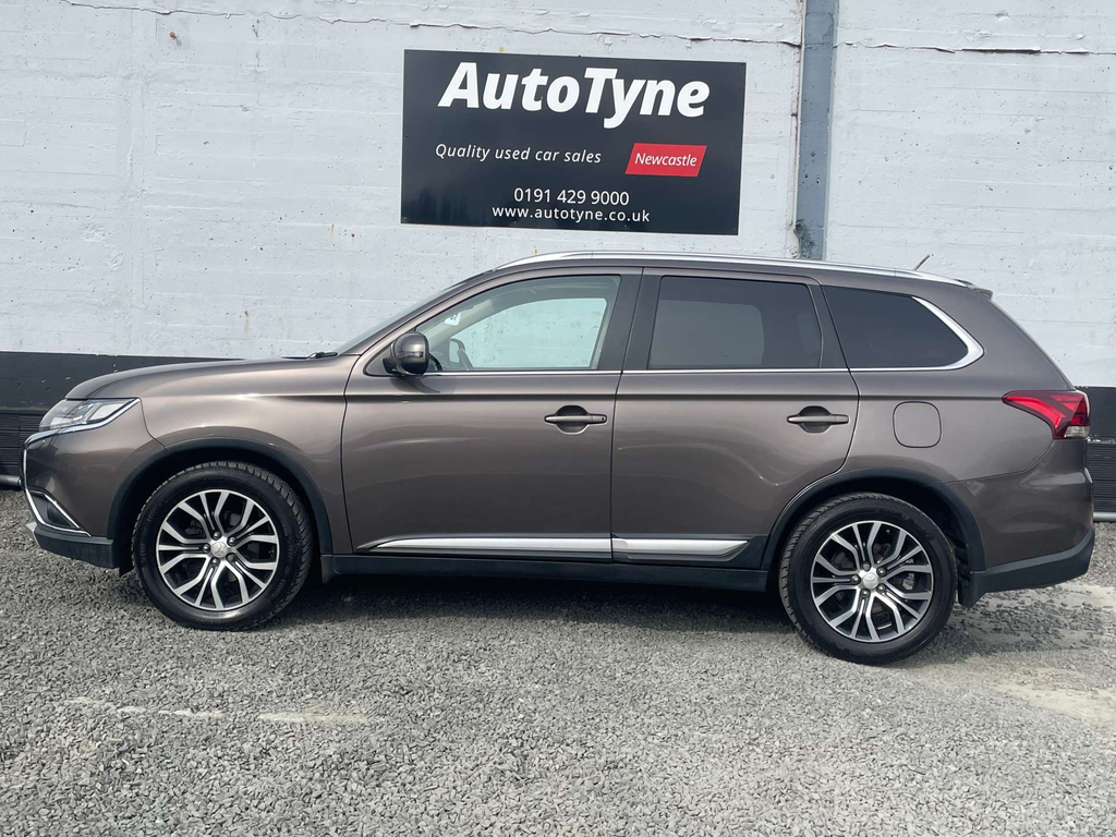 Mitsubishi Outlander 2.0H 12Kwh Gx4h Suv Plug-in Hybrid Cvt 4Wd  #5