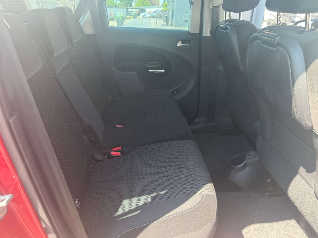 Citroen C3 Picasso Selection White #16