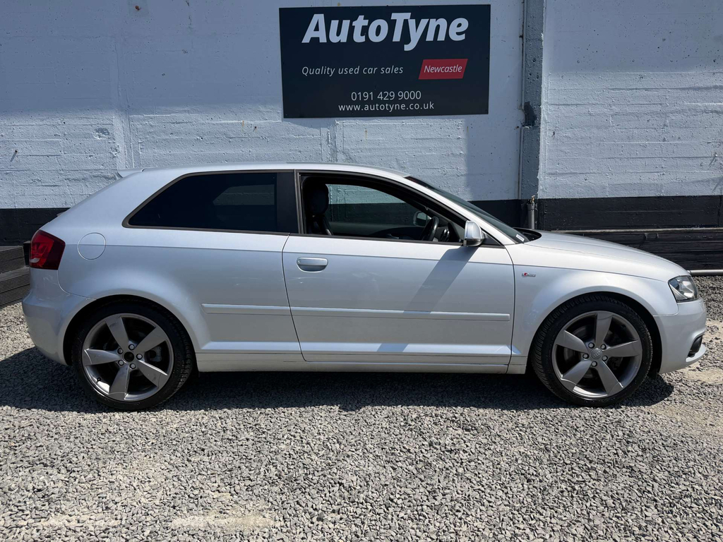Audi A3 1.6 Tdi S Line Hatchback Euro 5 Grey #4