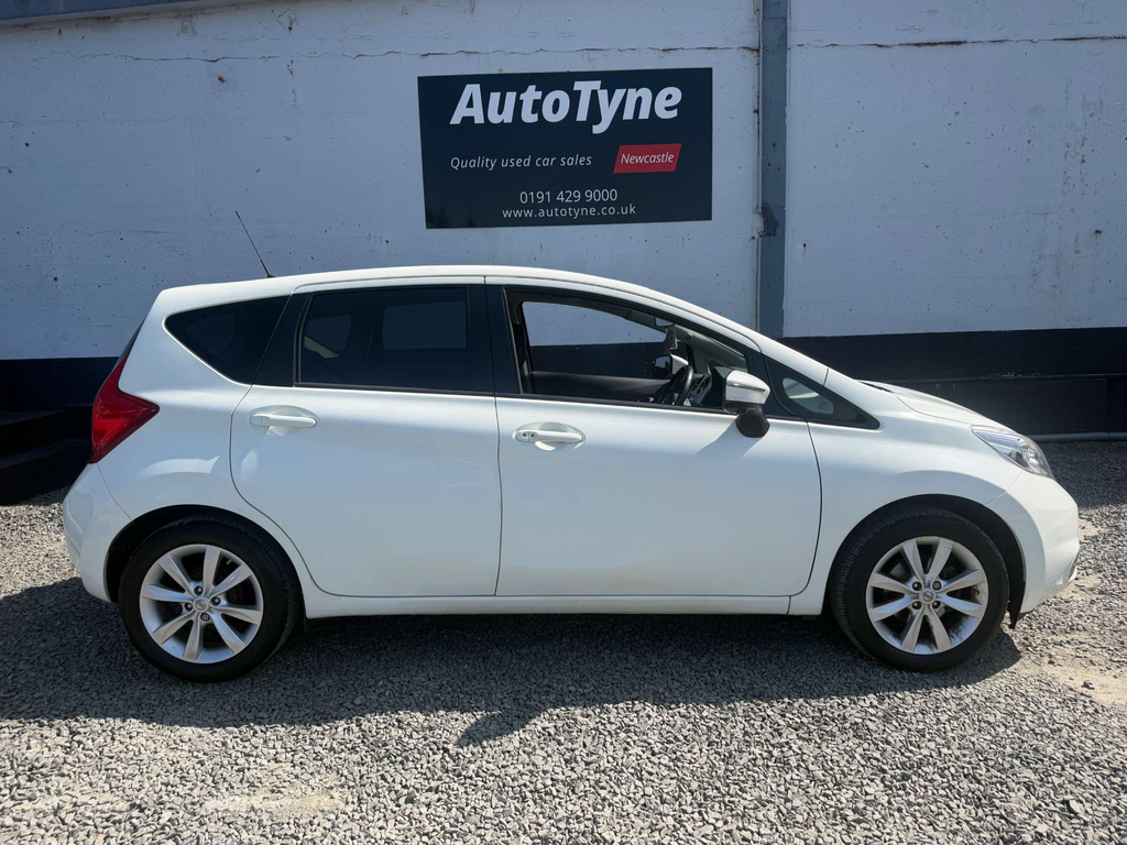 Nissan Note Dig-s Tekna Hatchback Cvt Euro 5 Ss  #4