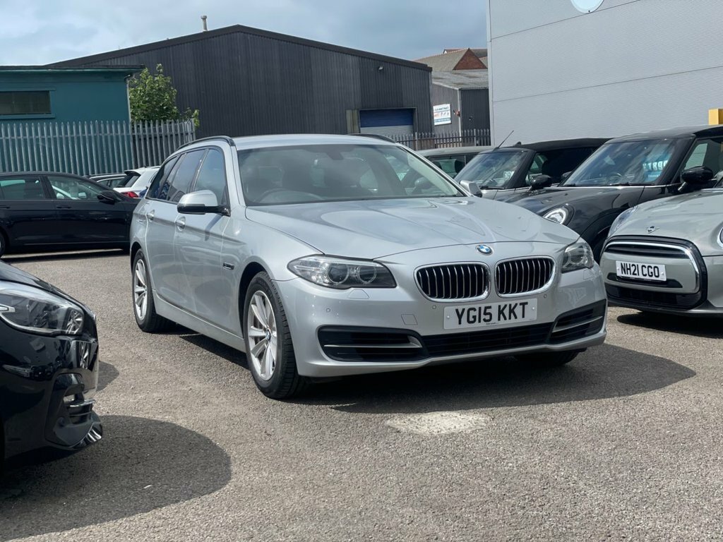 BMW 5 Series Saloon White #13
