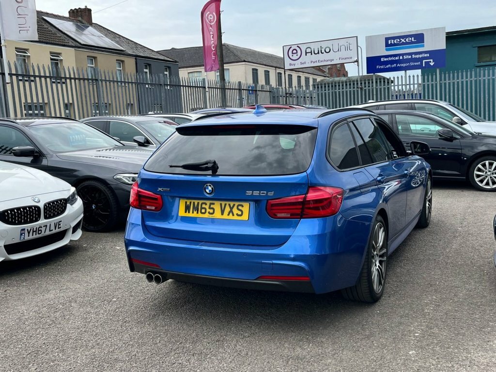 BMW 3 Series 320D Ed Plus Touring Blue #4