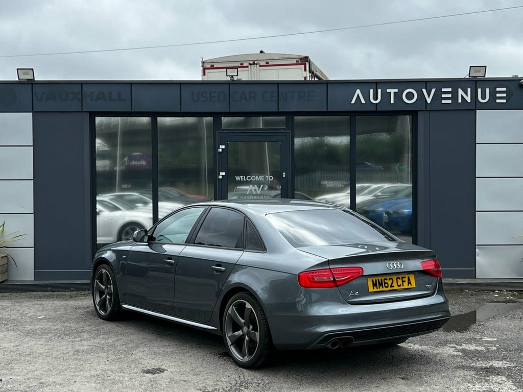 Audi A4 2L Black Edition Grey #2