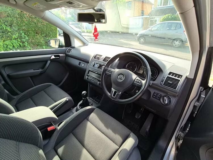 Volkswagen Touran 1.6L Se Silver #4