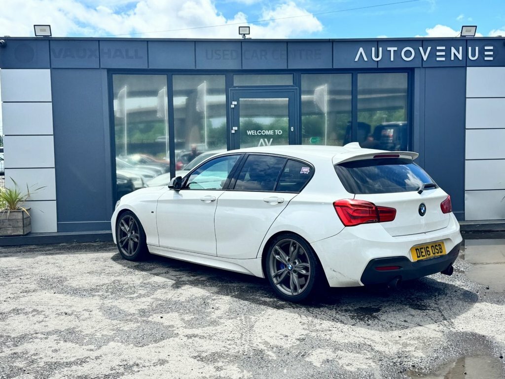 BMW 1 Series 3L Null White #4