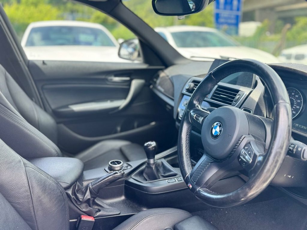 BMW 1 Series 3L Null White #5