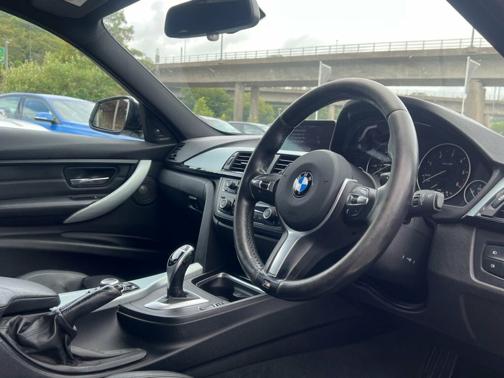 BMW 3 Series 2L M Sport White #5