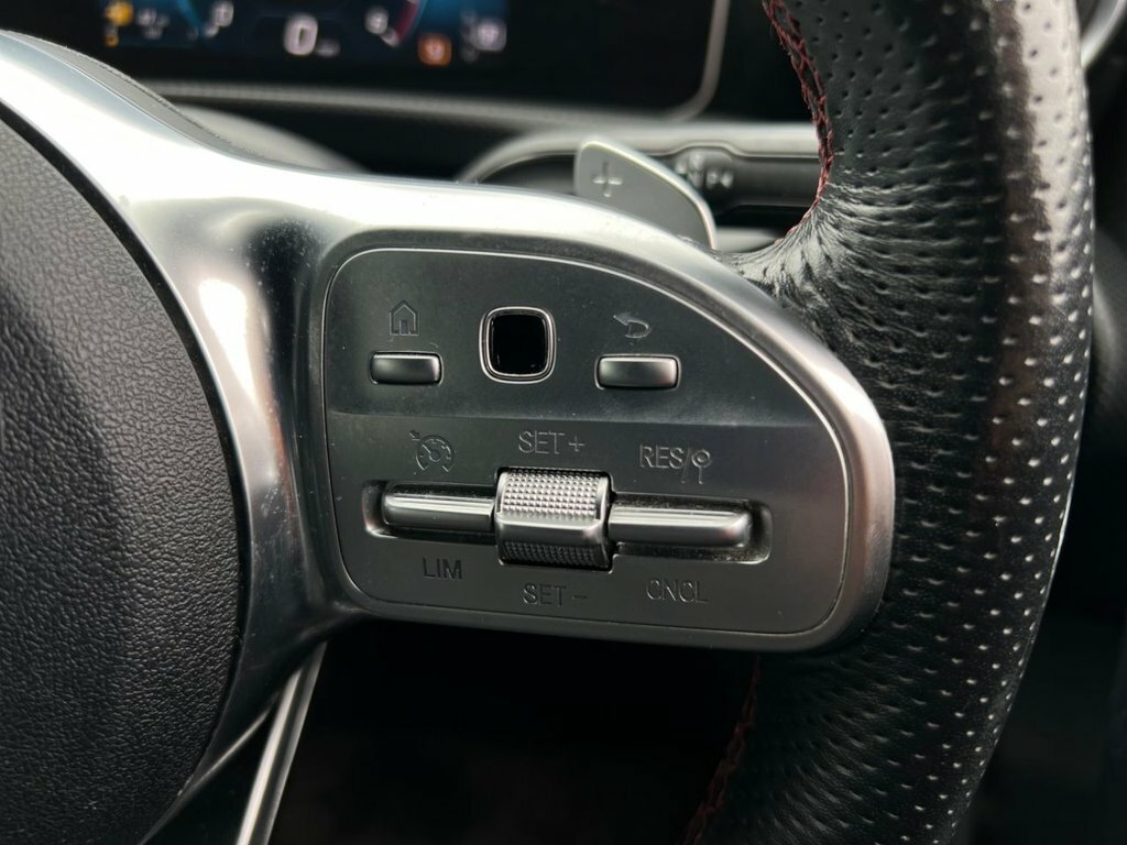 Mercedes-Benz A Class 1.5L Amg Line White #6