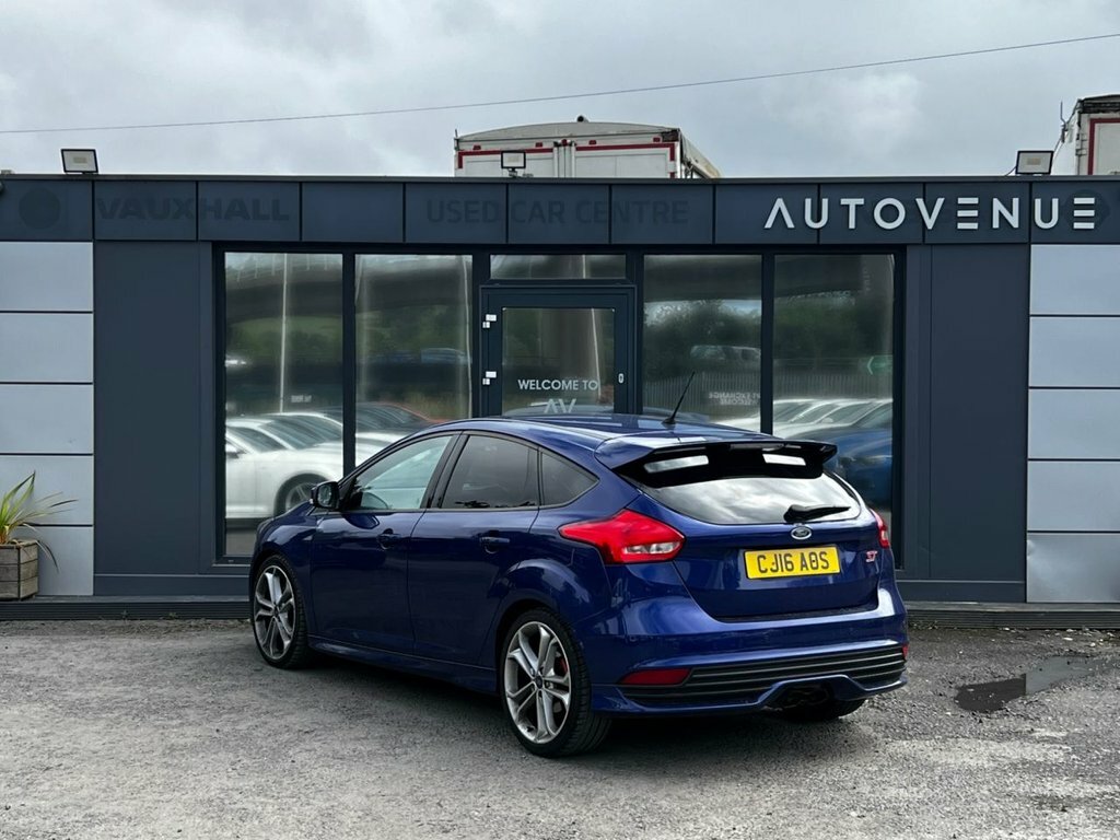 Ford Focus 2L St-3 Blue #2