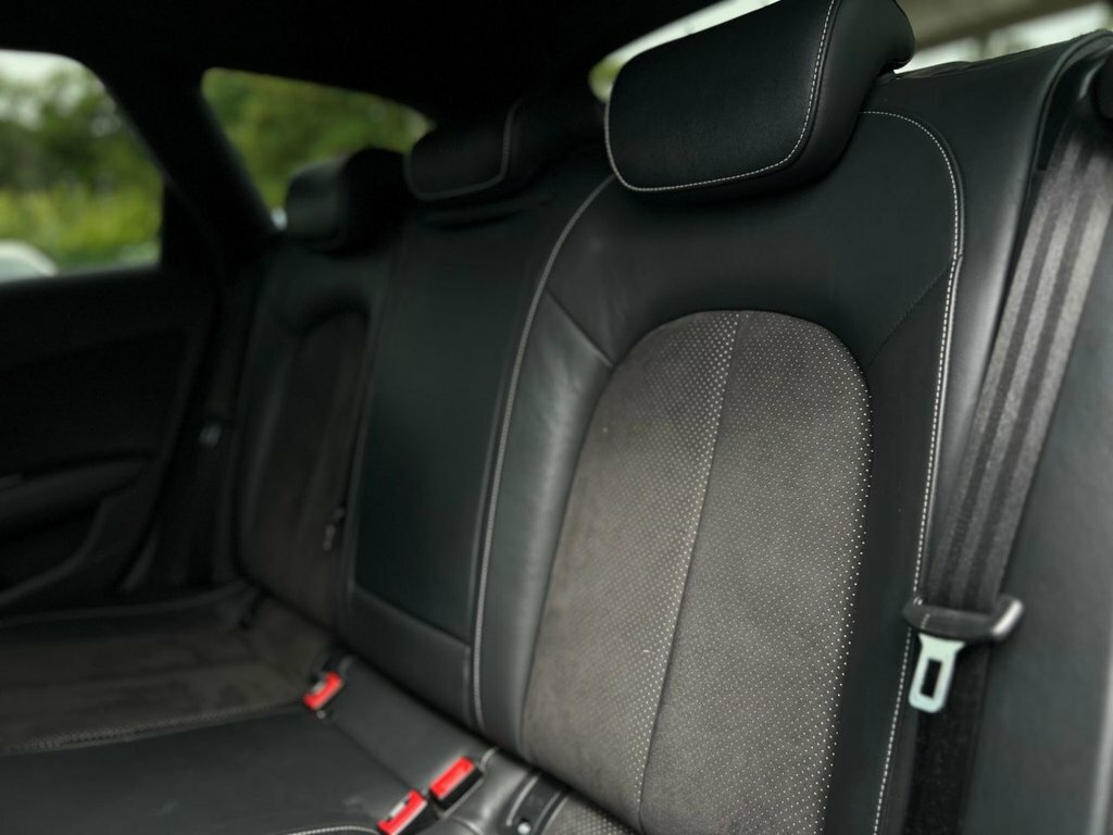 Audi A6 Avant 40 Tdi Sport S Tronic White #19