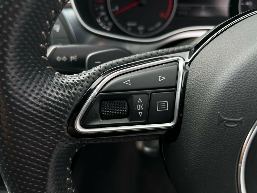 Audi A6 Avant 2L Black Edition Black #5