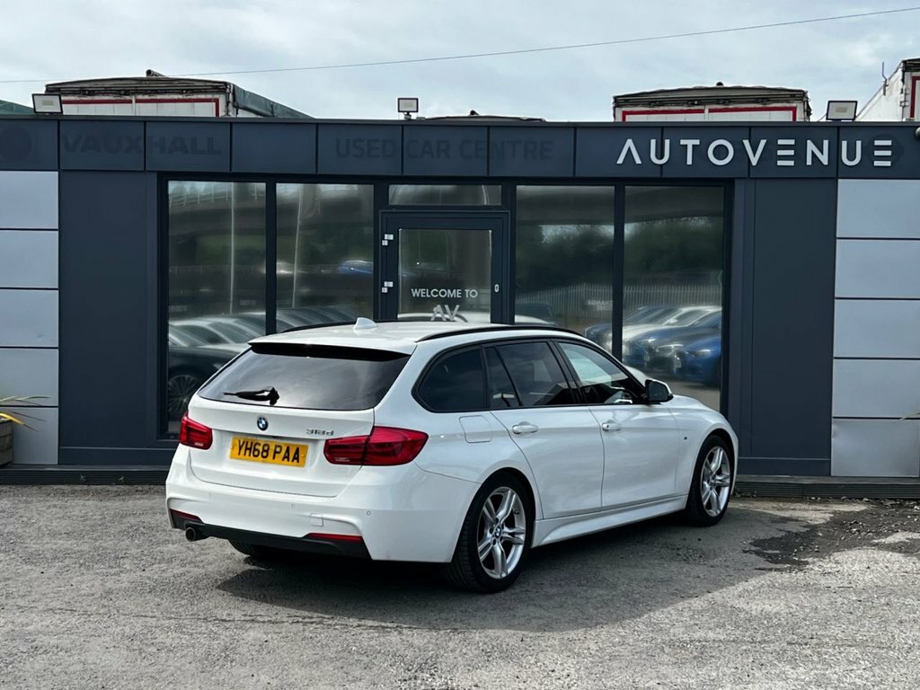 BMW 3 Series 2L M Sport YH68PAA White #2