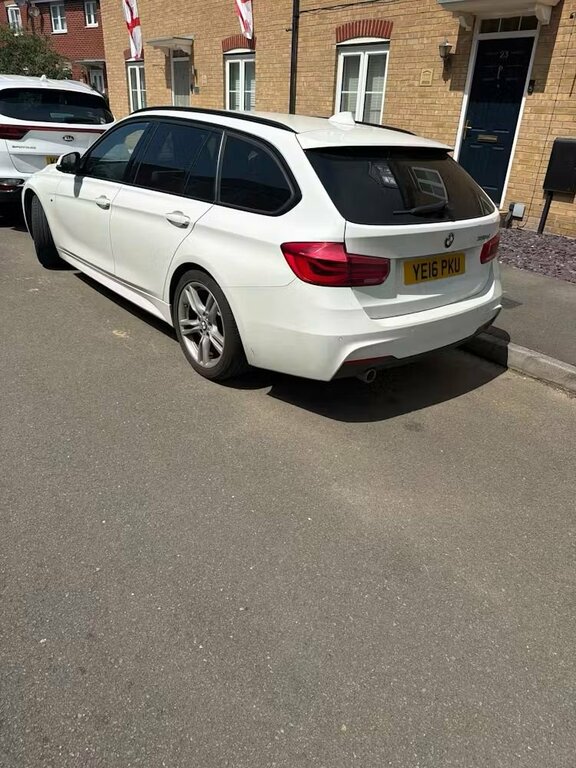 BMW 3 Series 2L M Sport White #3