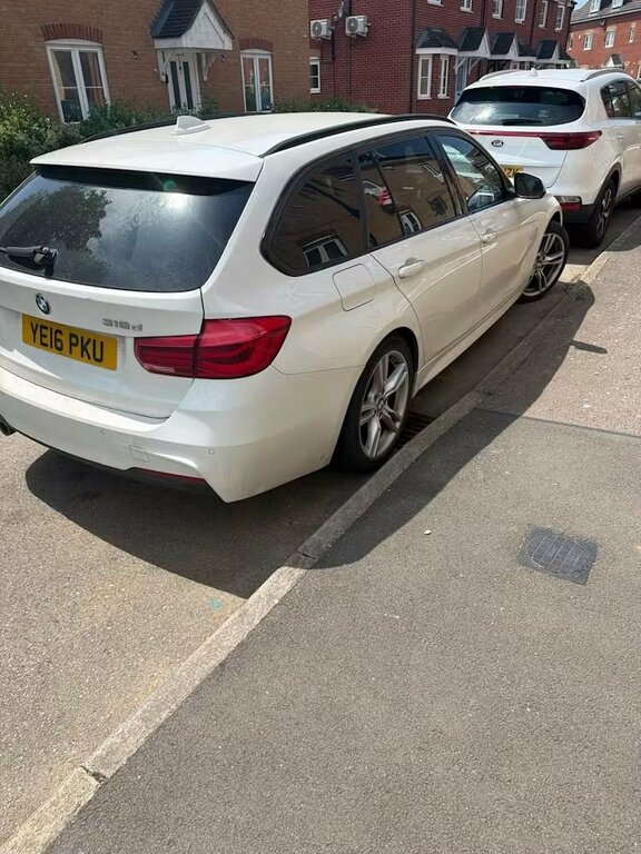 BMW 3 Series 2L M Sport White #4